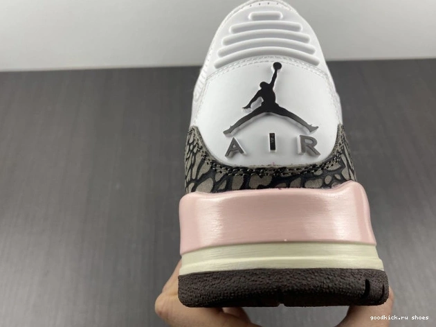 Rep Mocha Air CK9246-102 (W) Dark Jordan 3 Neapolitan Retro 0727